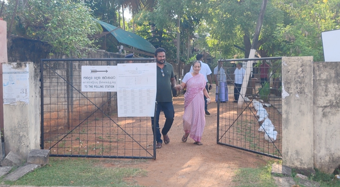 Polling in Sri Lanka 