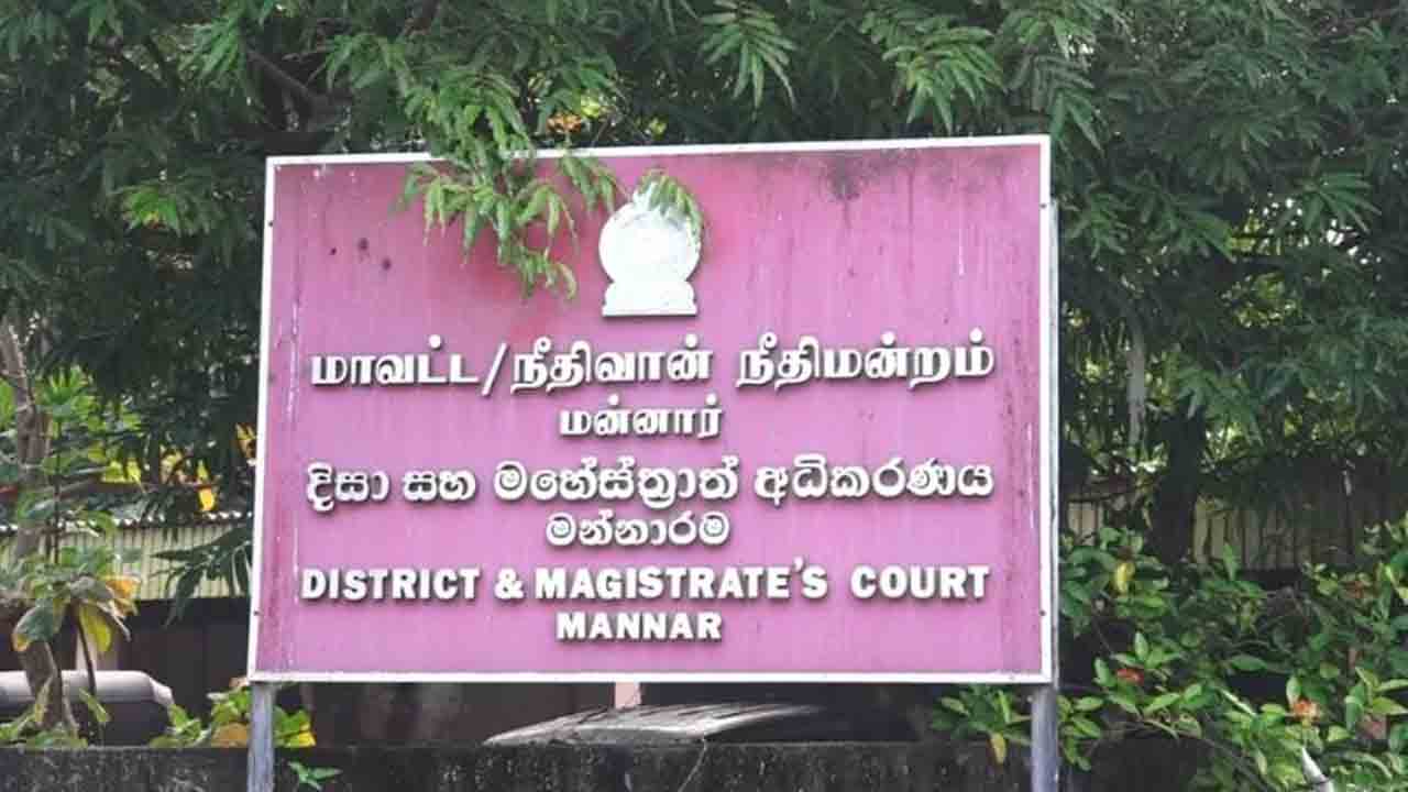 Fishermen held in Srilanka 