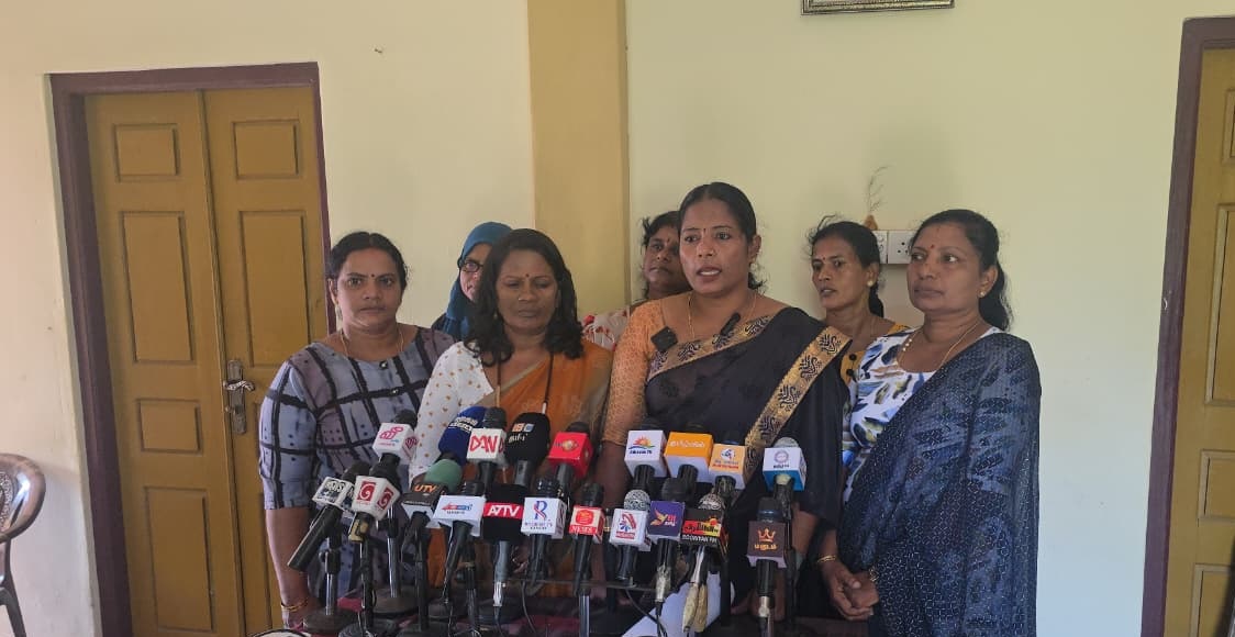 Mannar women