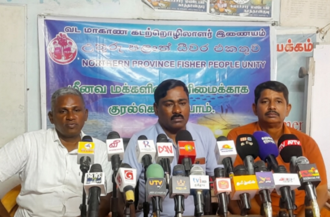 Fishermen held in Srilanka